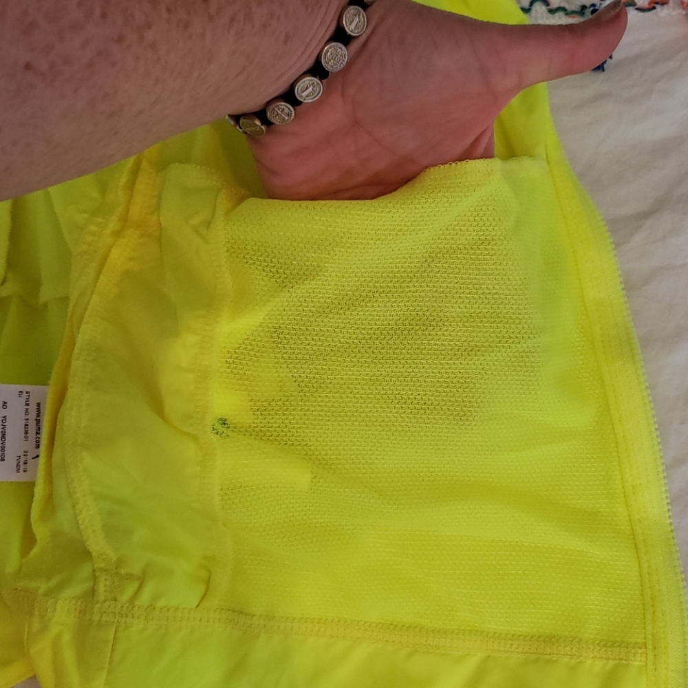 Puma Yellow Alert Shift Packable Jacket 💛 - Picture 14 of 14
